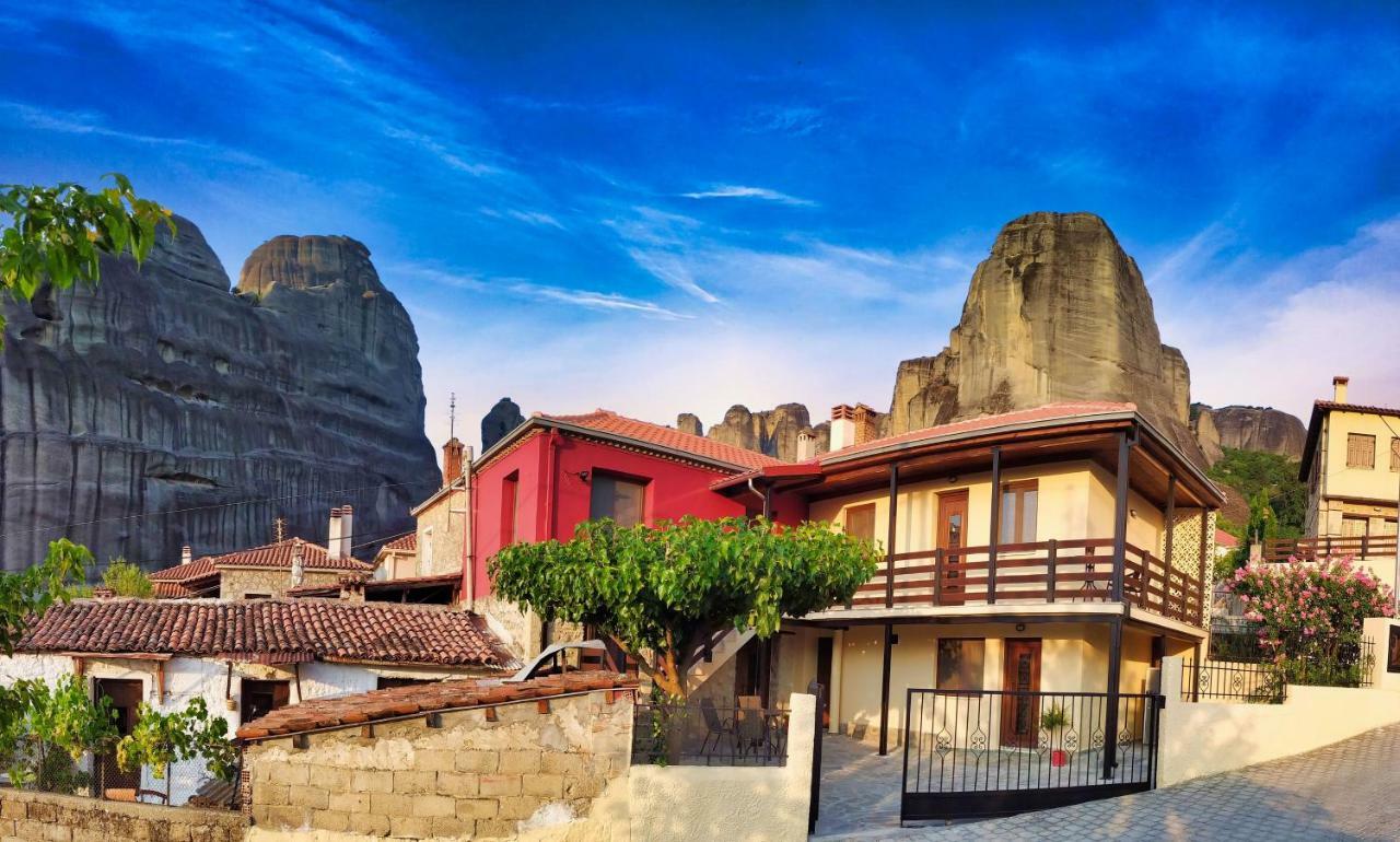Guesthouse Kastelia กาลัมปากา ภายนอก รูปภาพ